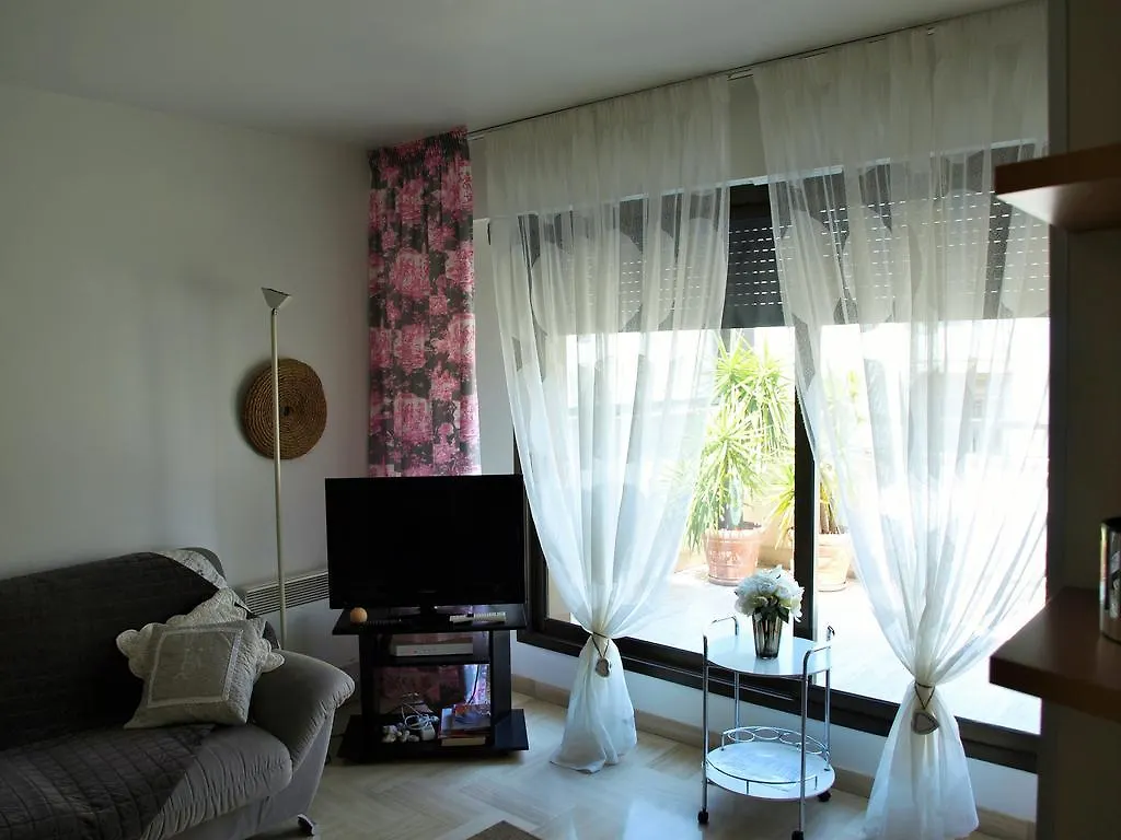 Gray D' Albion Apartment Κάννες